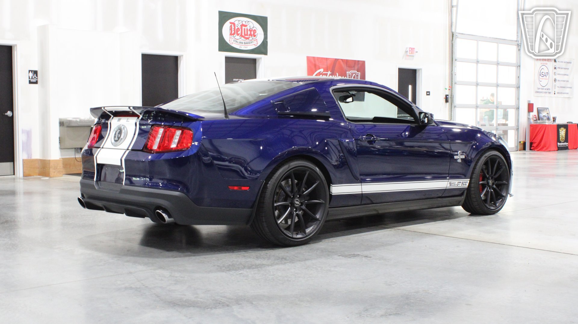 Used 2011 Ford Mustang Shelby GT500 w/ Electronics Pkg RWD image 24