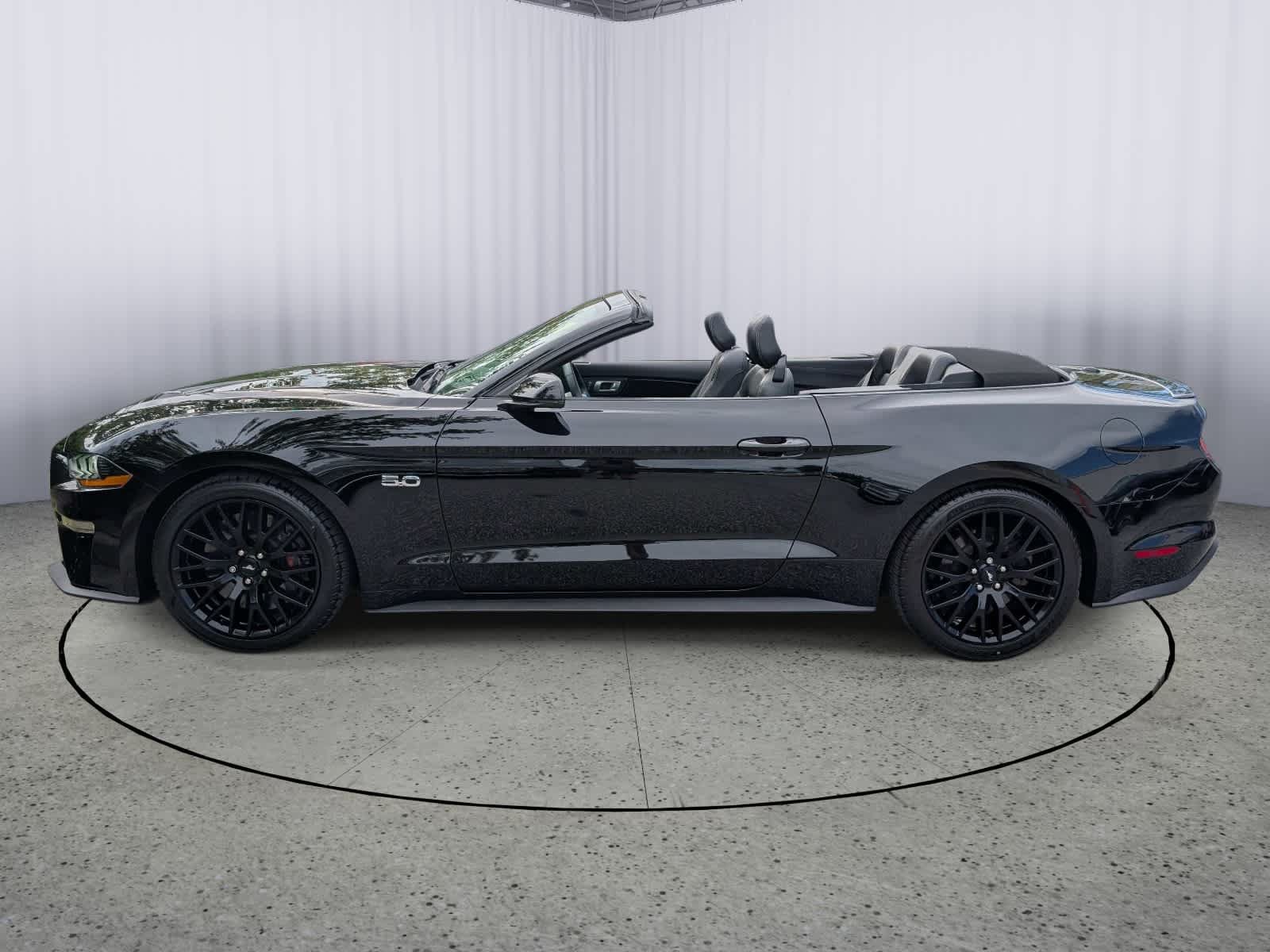 Used 2020 Ford Mustang GT Premium w/ GT Performance Package RWD image 6