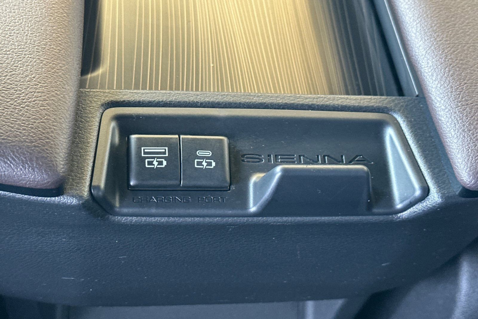 Certified 2023 Toyota Sienna Platinum image 16