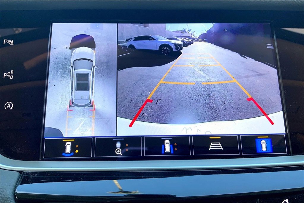 Certified 2023 Cadillac XT5 Premium Luxury w/ Technology Package image 28