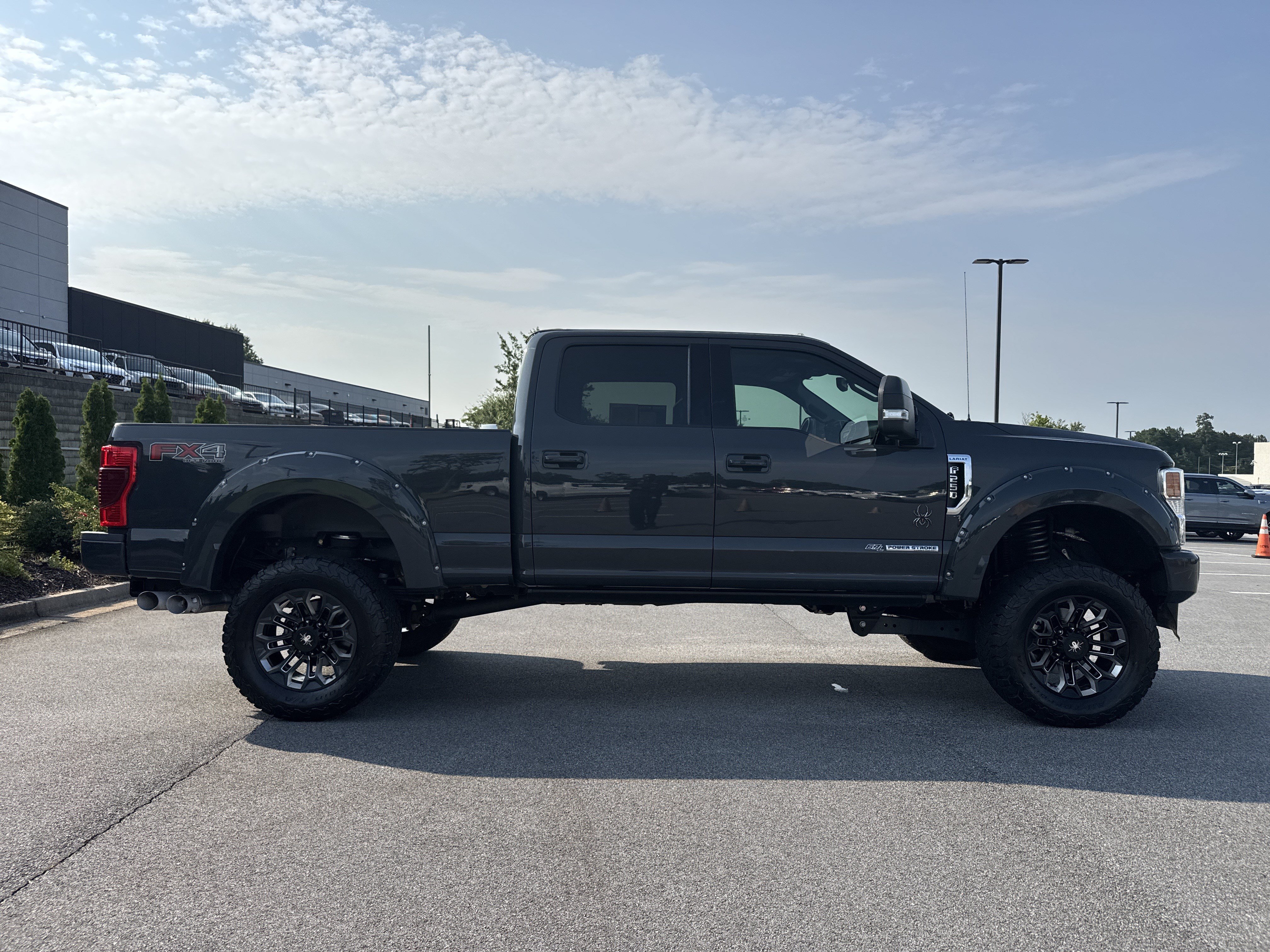 Used 2021 Ford F250 Lariat w/ Lariat Ultimate Package AWD/4WD image 11
