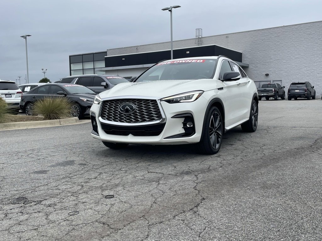 Used 2022 INFINITI QX55 Essential w/ Proassist Package image 3