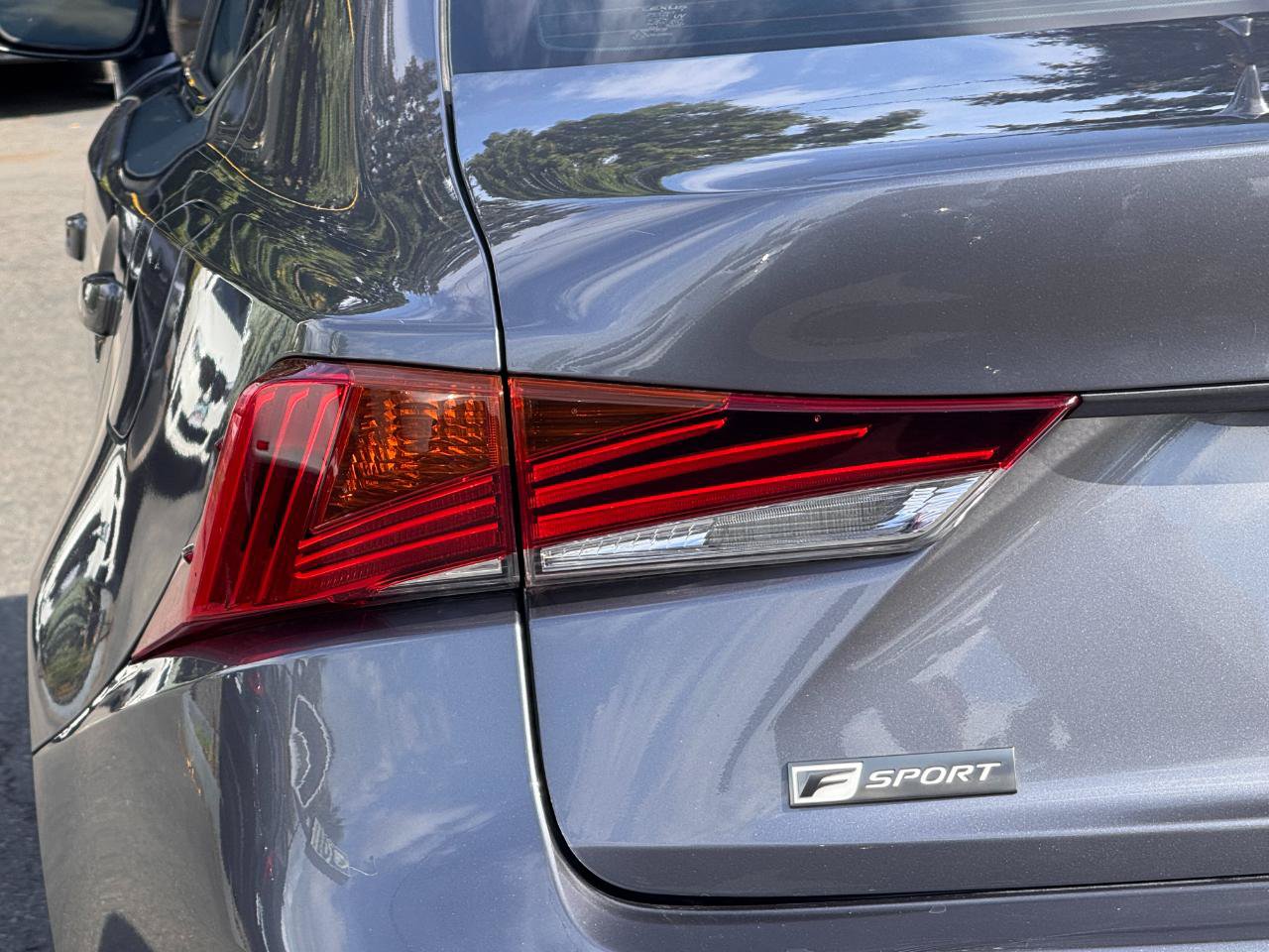 Used 2019 Lexus IS 350 F Sport RWD image 21