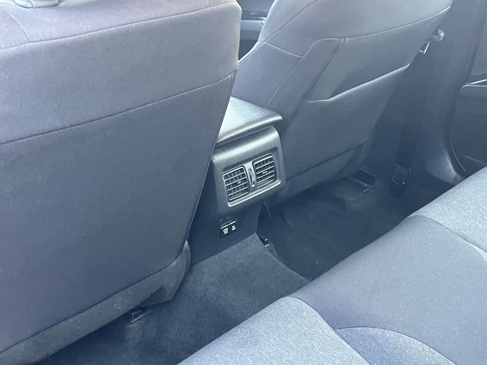 Used 2025 Toyota Camry LE image 23