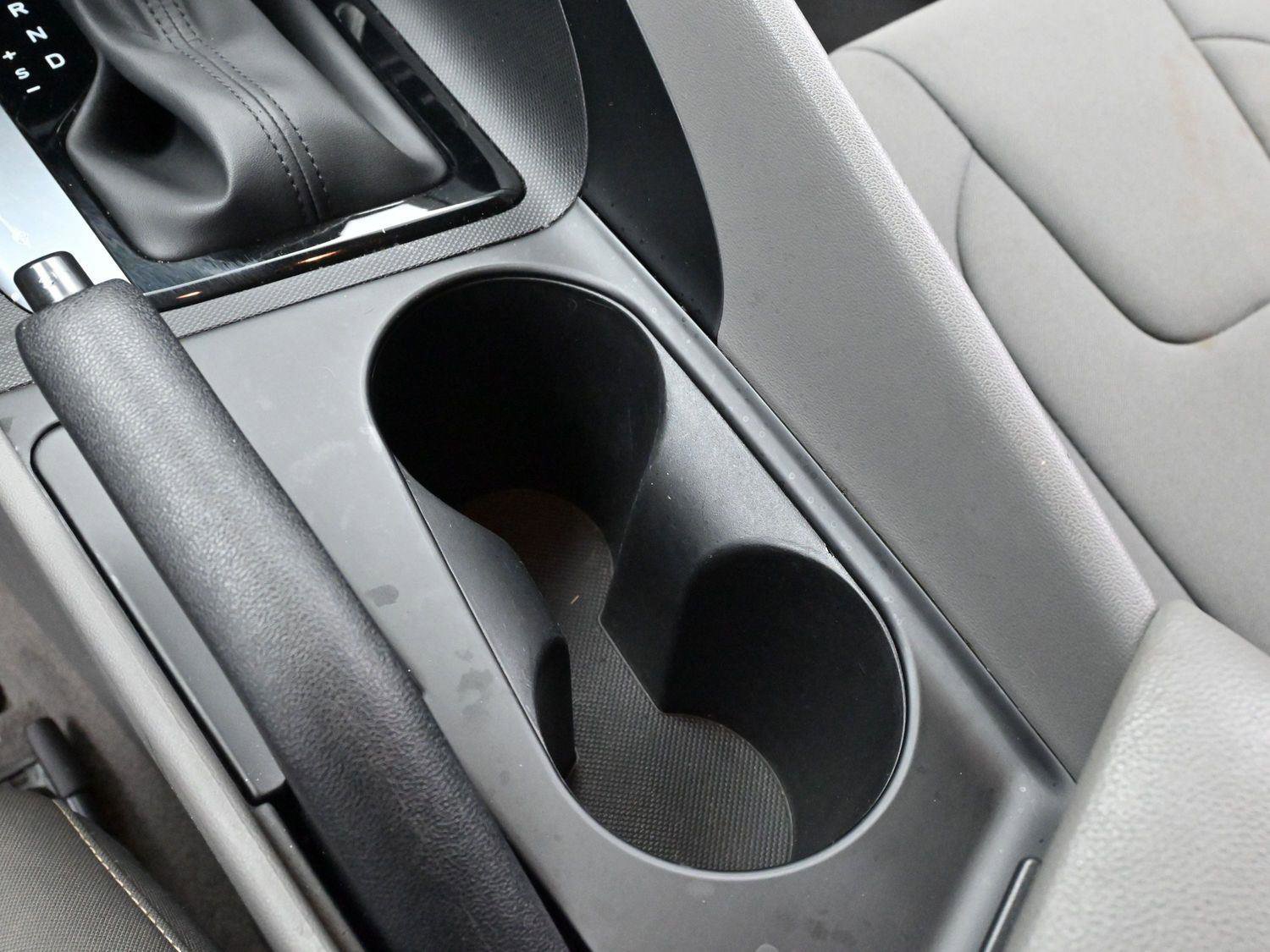 Used 2023 Hyundai Elantra SEL image 18