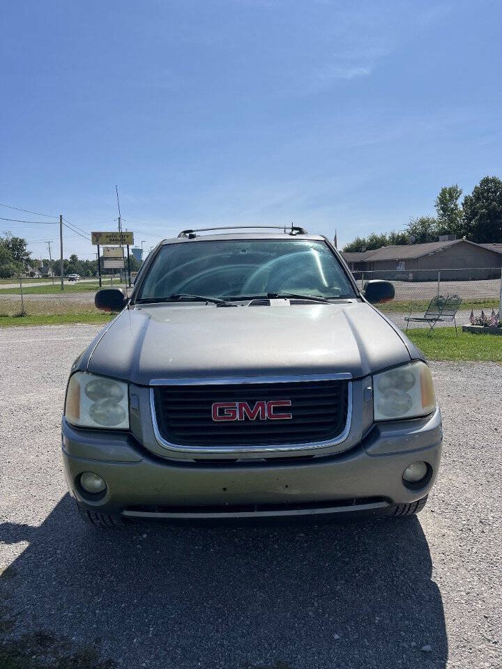 Used 2005 GMC Envoy SLT AWD/4WD image 3