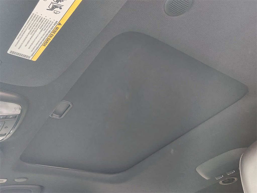 Used 2022 Dodge Durango R/T w/ Tow 'N Go Package image 15