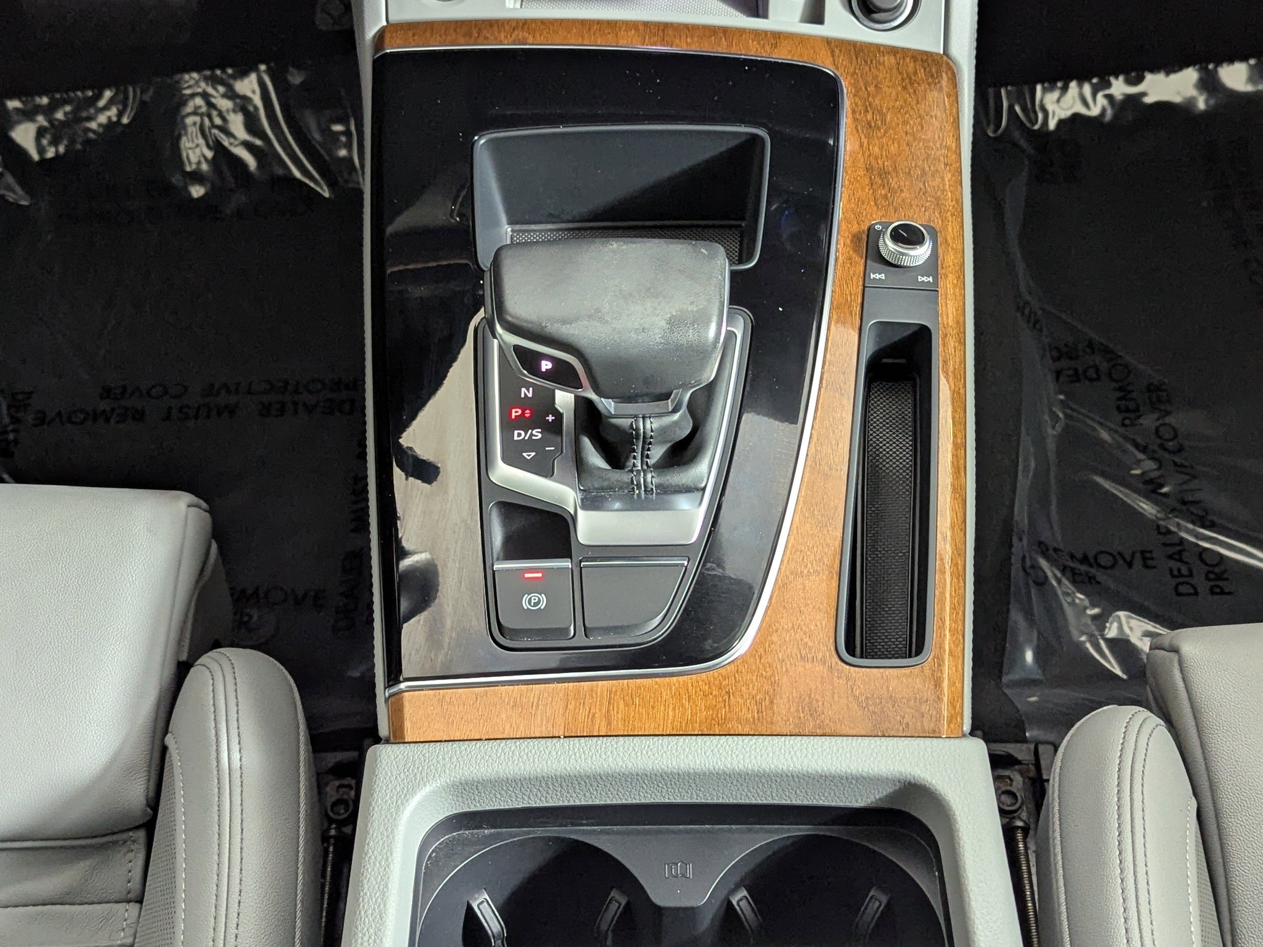 Certified 2023 Audi Q5 2.0T Premium Plus w/ Premium Plus Package image 17