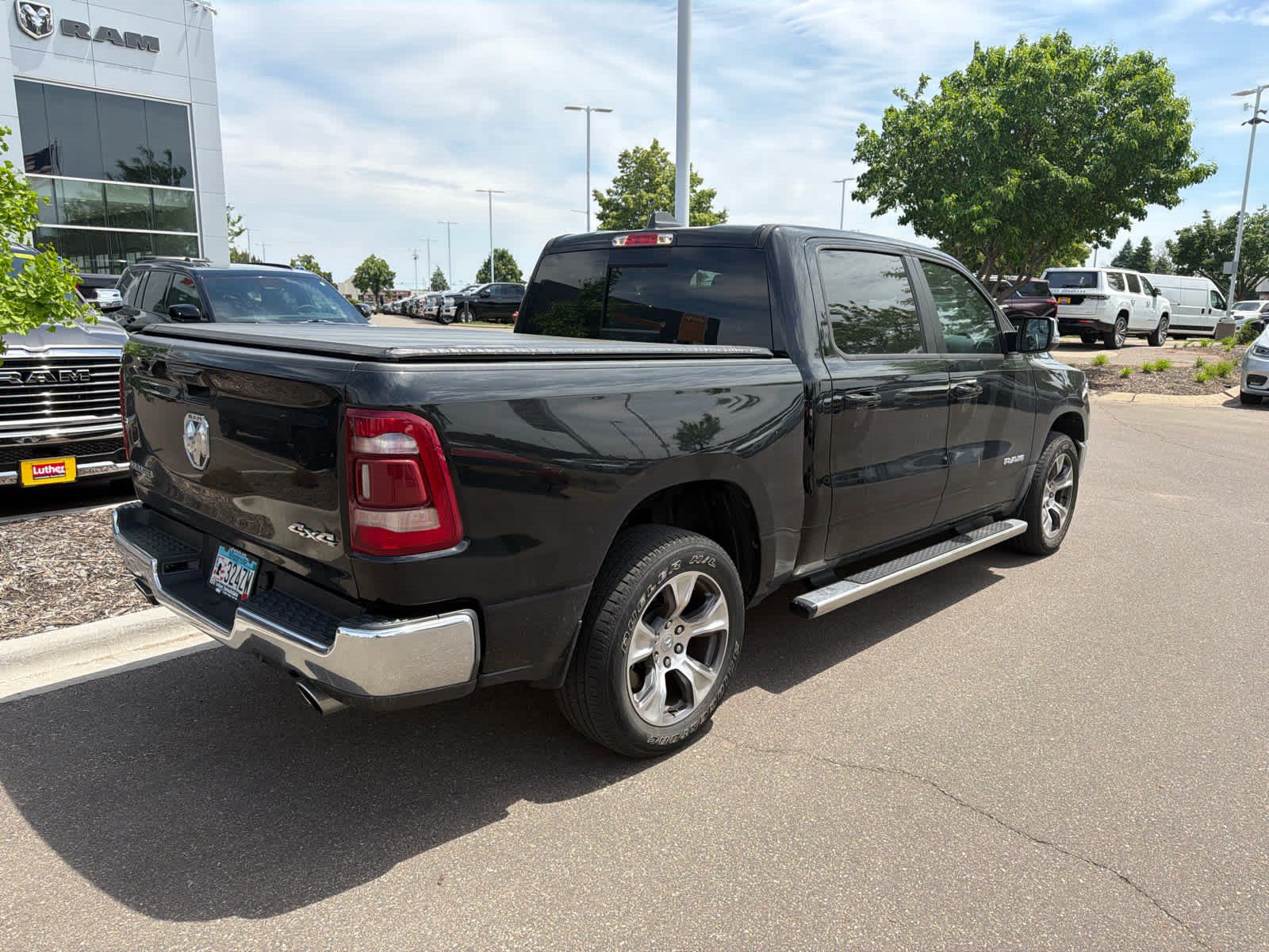 Used 2023 RAM 1500 Laramie AWD/4WD image 6