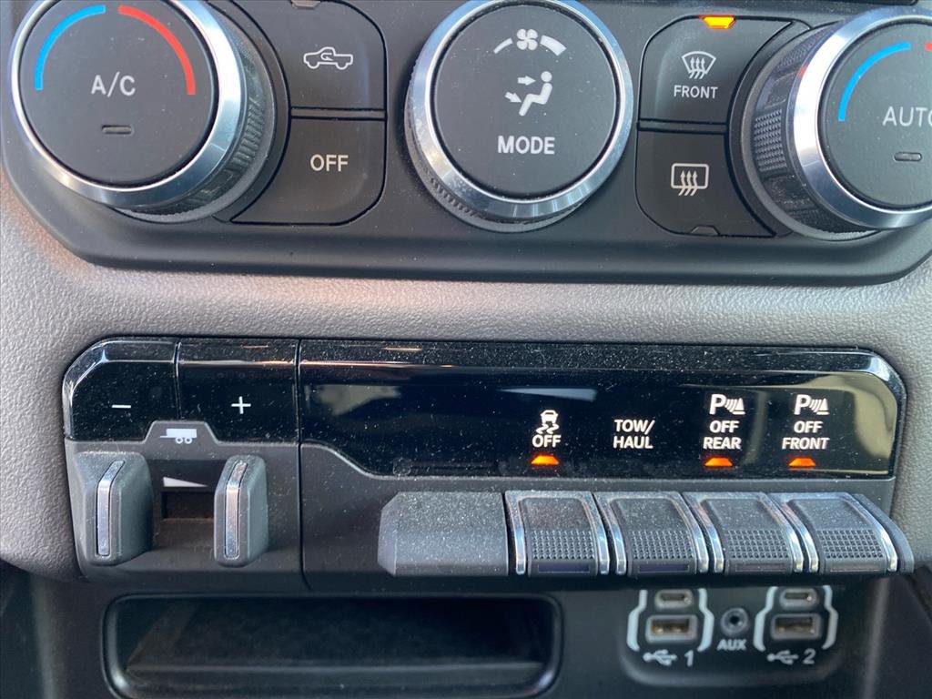 Used 2021 RAM 1500 Big Horn image 10