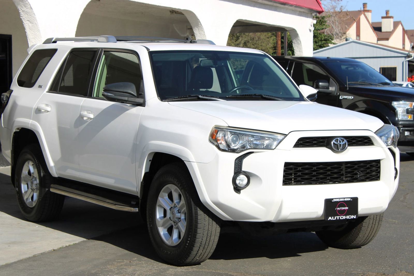 Used 2014 Toyota 4Runner SR5 Premium image 3