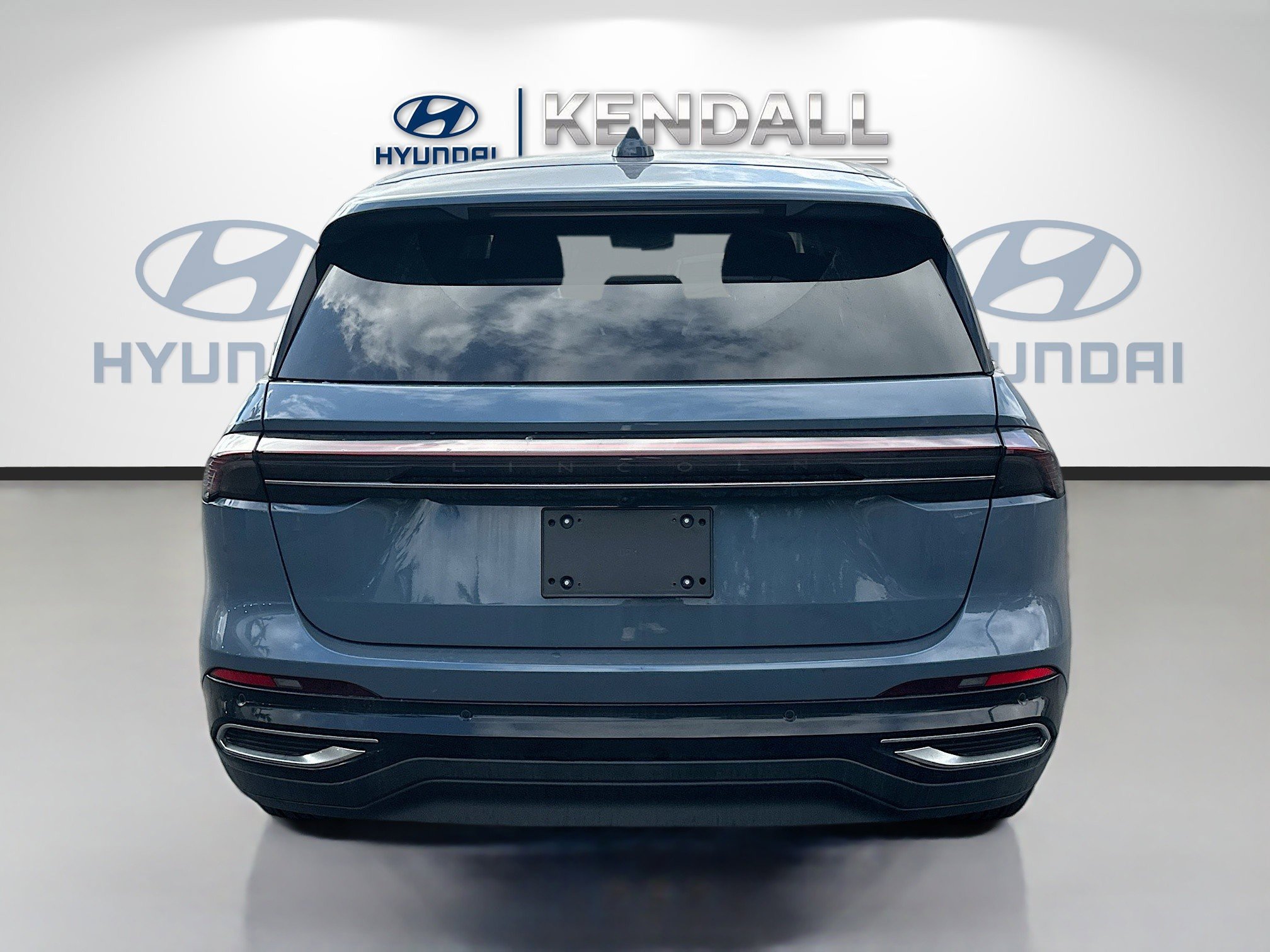 Used 2025 Lincoln Nautilus Premier image 5