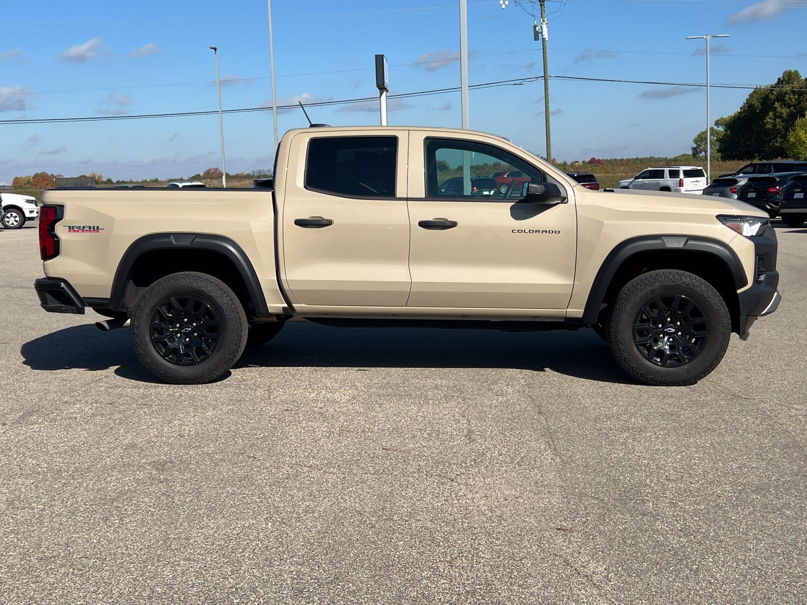 Used 2024 Chevrolet Colorado Trail Boss w/ Advanced Trailering Package AWD/4WD image 43