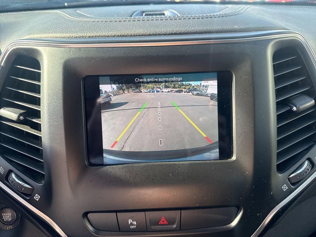 Used 2019 Jeep Cherokee Latitude Plus image 20