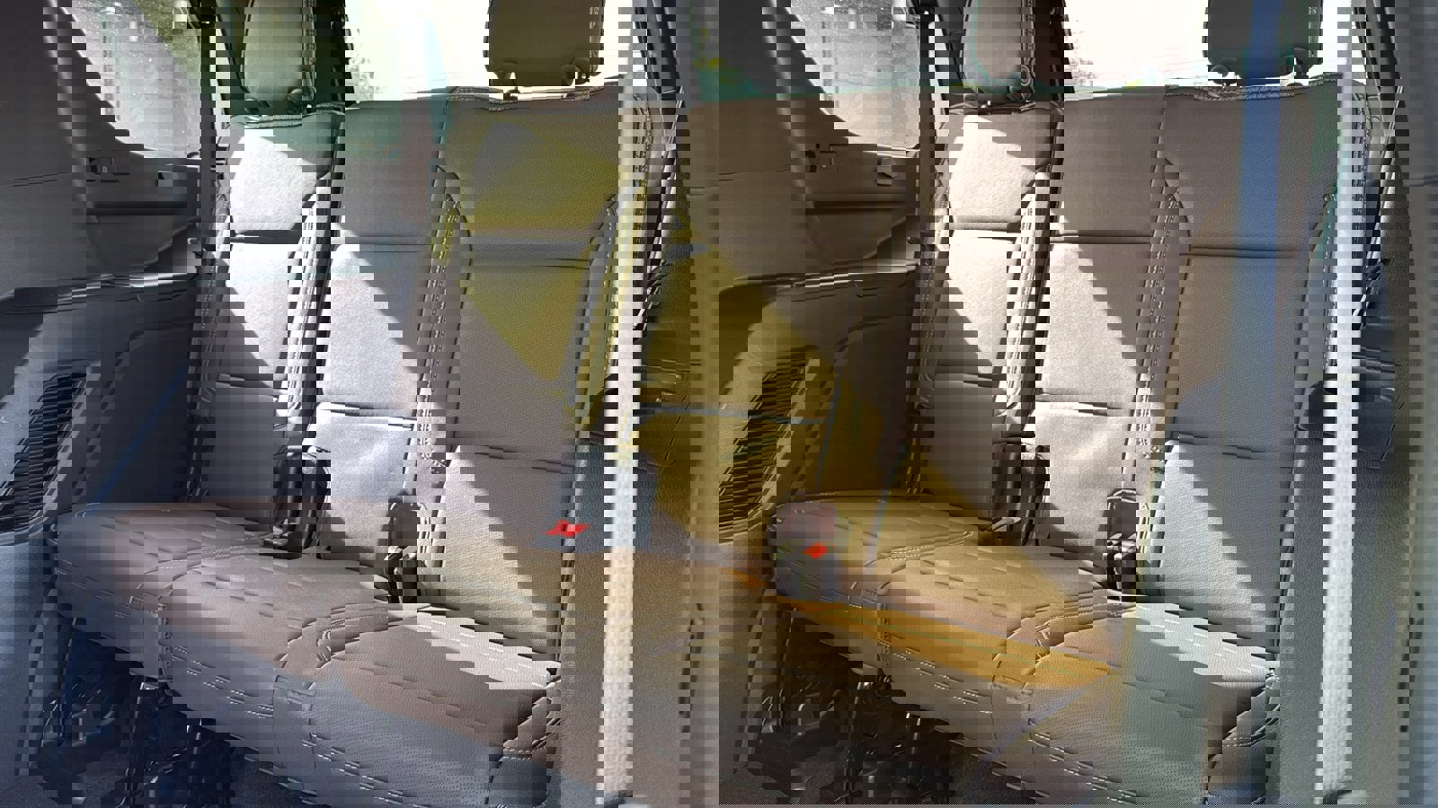 Used 2023 Chevrolet Tahoe High Country w/ LPO, Illumination Package image 26