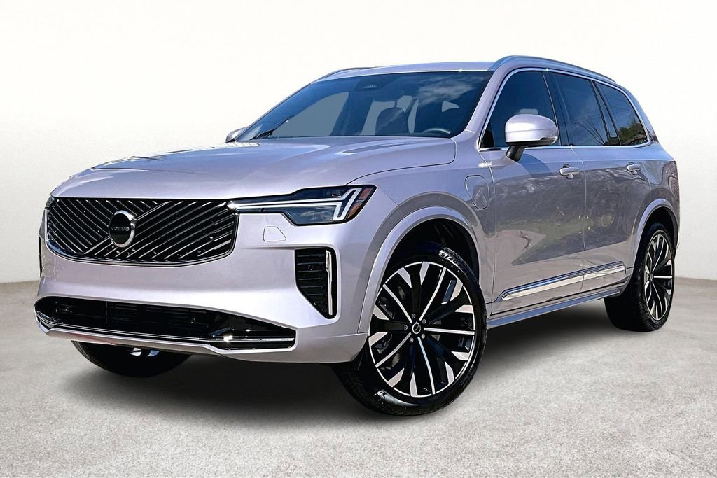 New 2026 Volvo XC90 T8 Core w/ Protection Package Premier image 2