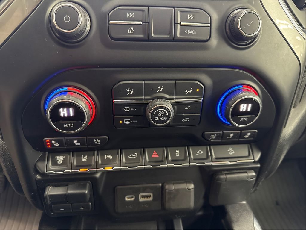 Used 2020 Chevrolet Silverado 2500 LTZ w/ LTZ Plus Package image 33