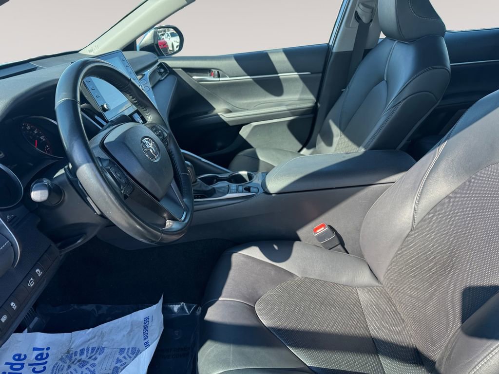 Used 2023 Toyota Camry XSE image 9