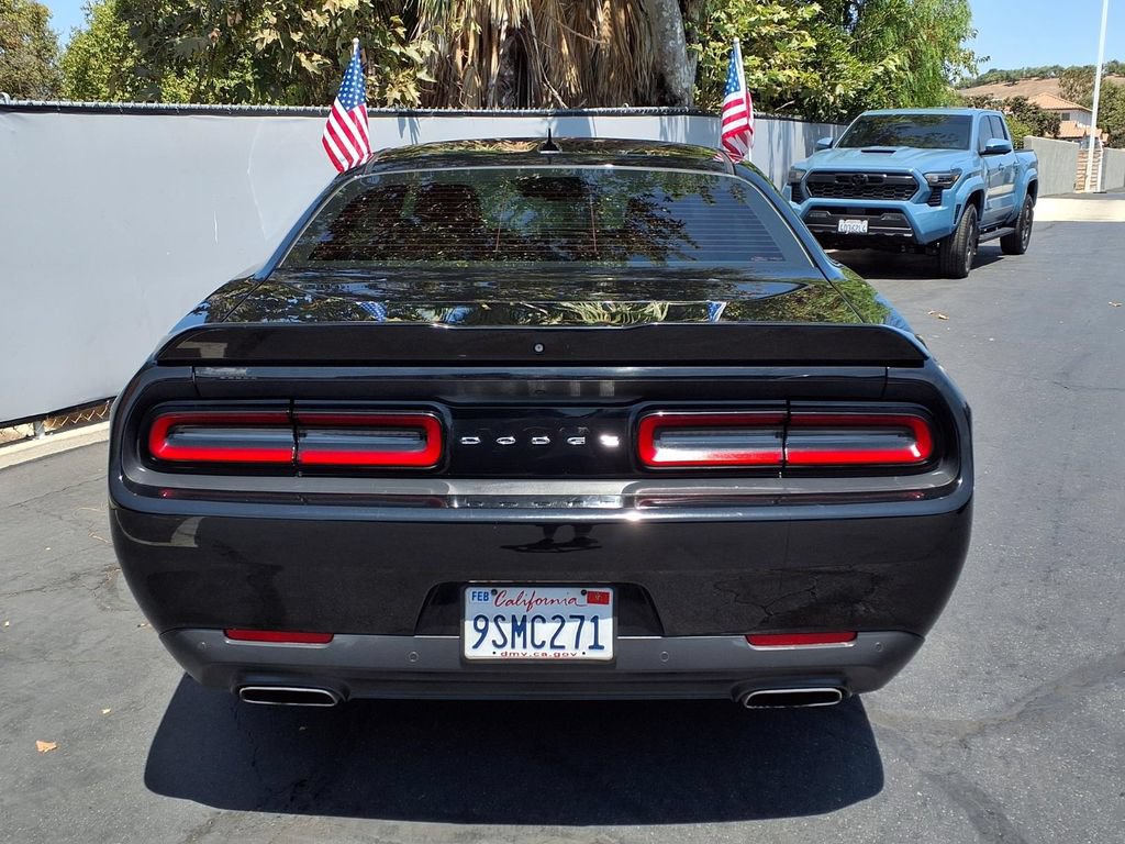 Used 2019 Dodge Challenger GT w/ Plus Package RWD image 5