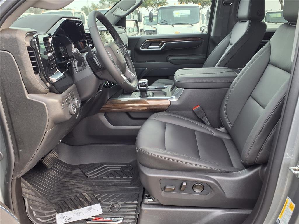 New 2026 Chevrolet Silverado 1500 LT Trail Boss w/ Convenience Package II image 6