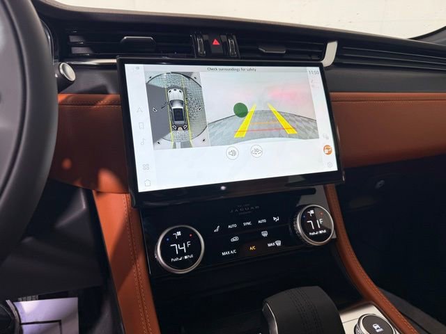 New 2026 Jaguar F-PACE R-Dynamic S image 21