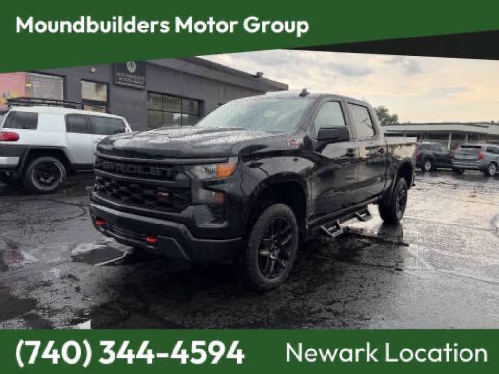 Used 2022 Chevrolet Silverado 1500 Custom Trail Boss AWD/4WD image 1