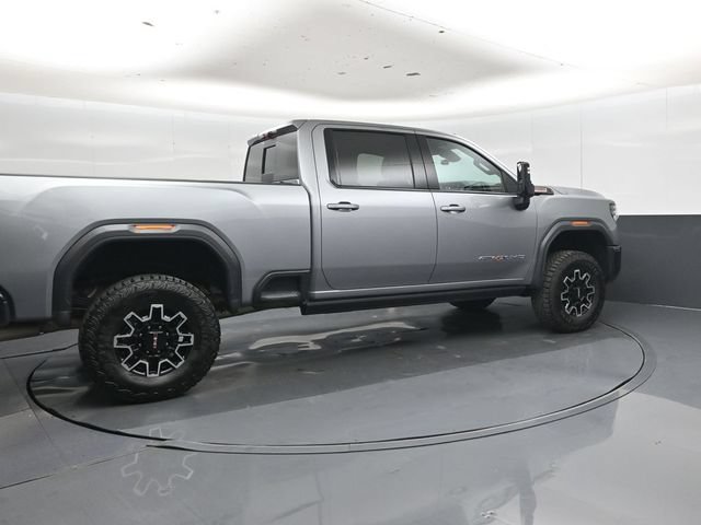 Used 2025 GMC Sierra 2500 AT4X AWD/4WD image 3