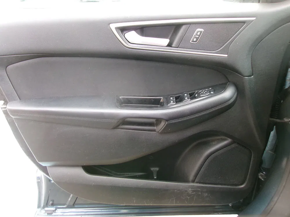 Used 2016 Ford Edge SEL AWD/4WD image 13
