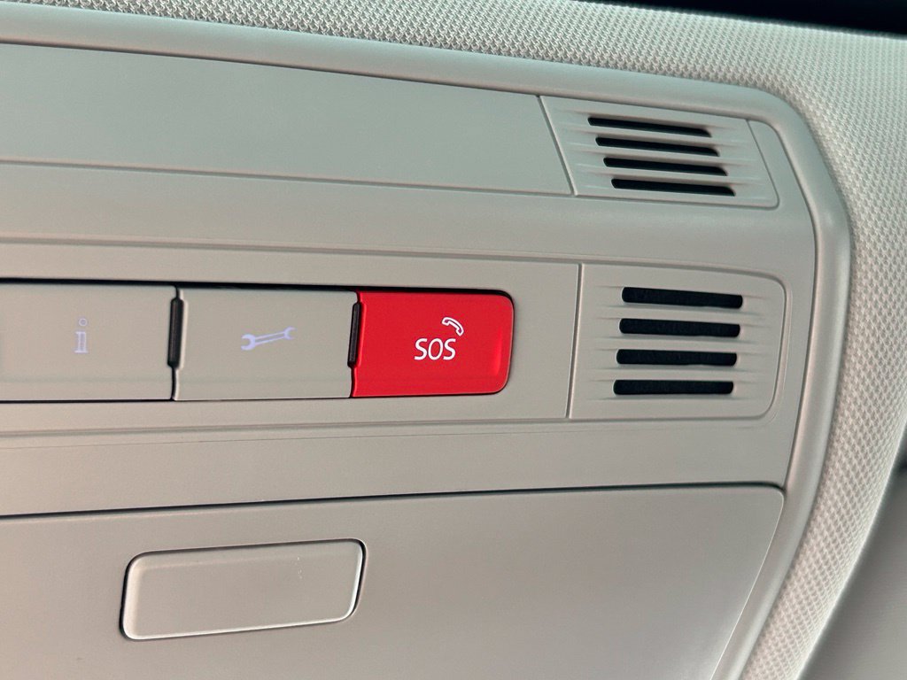Certified 2026 Volkswagen Jetta SE FWD image 30
