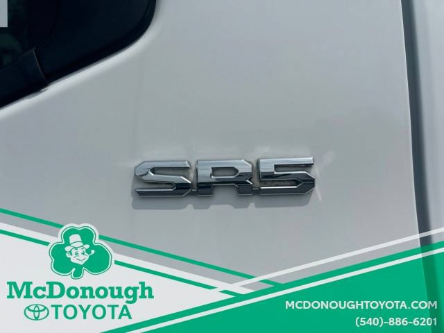 Certified 2022 Toyota Tundra SR5 AWD/4WD image 19
