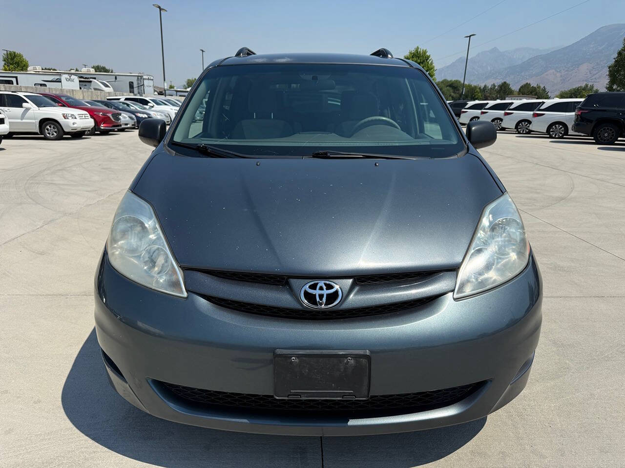 Used 2008 Toyota Sienna LE FWD image 8