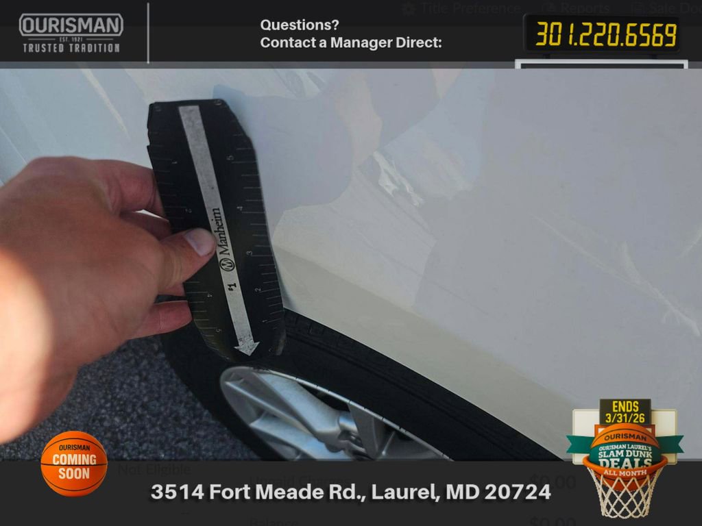 Used 2025 Toyota Camry LE image 11