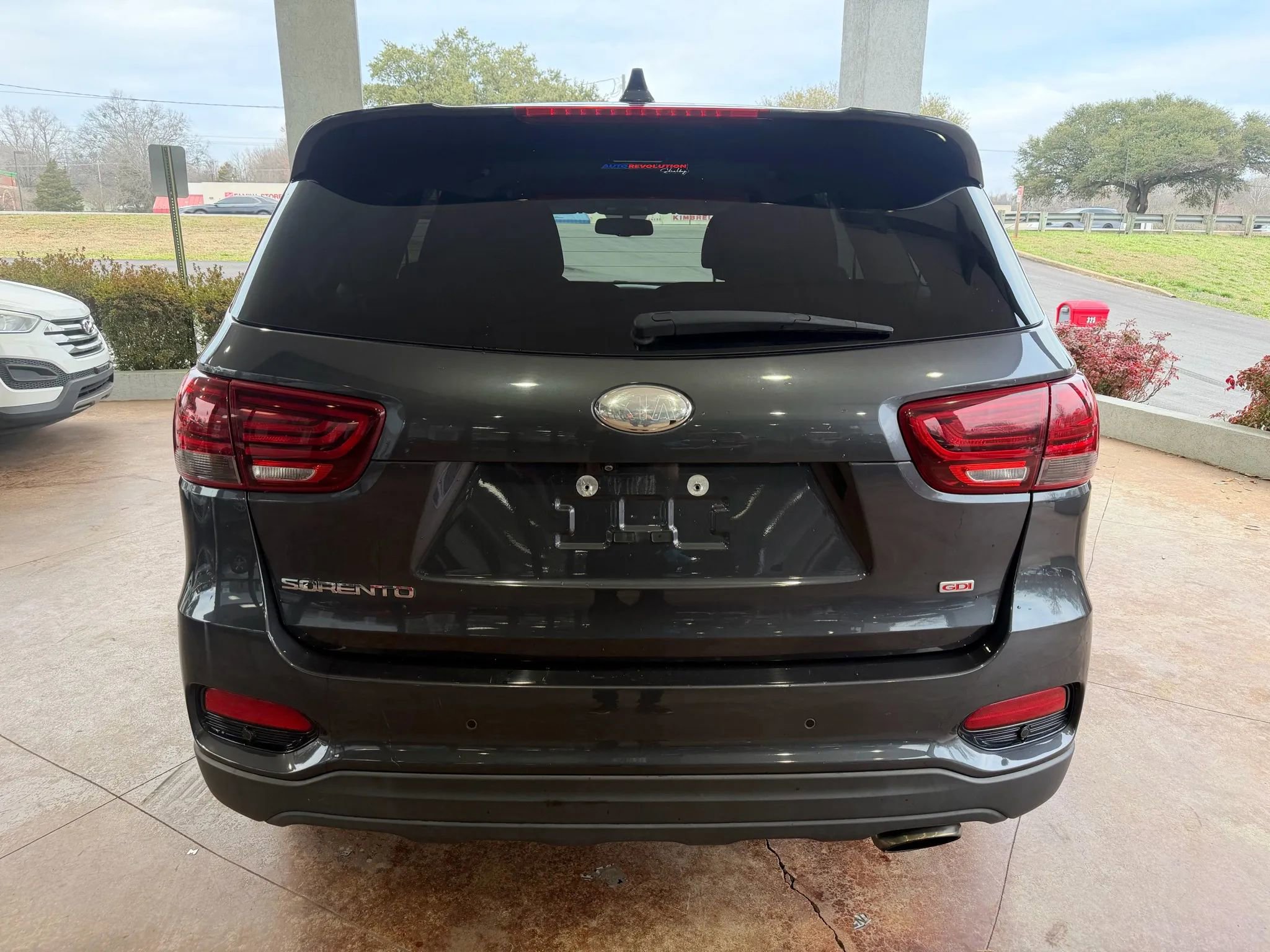 Used 2019 Kia Sorento LX w/ LX Convenience Package image 5