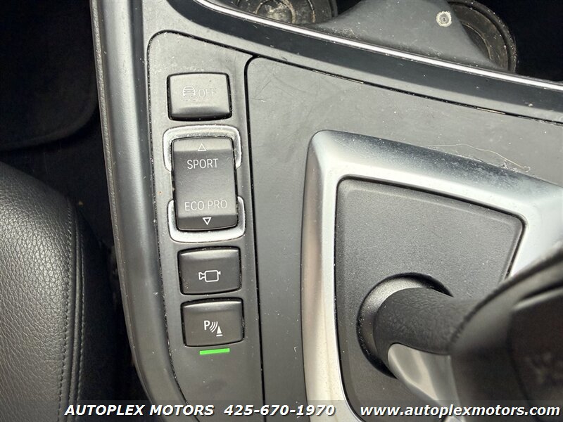 Used 2015 BMW 328d xDrive Sedan AWD/4WD image 18