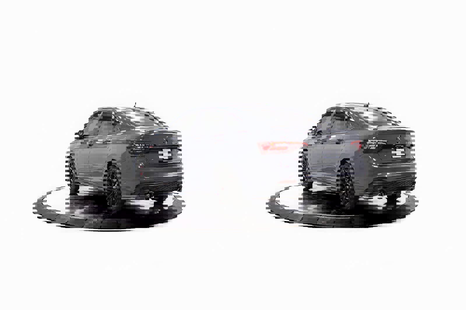 Used 2024 Volkswagen Jetta GLI 40th Anniversary Edition image 3