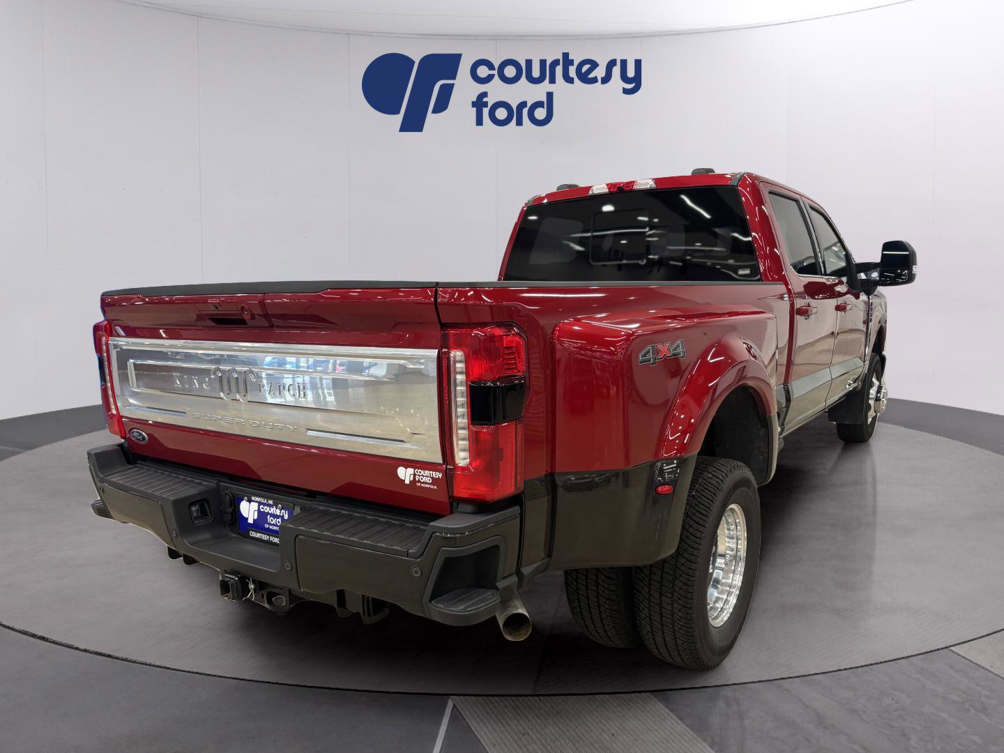 Certified 2024 Ford F350 King Ranch AWD/4WD image 8