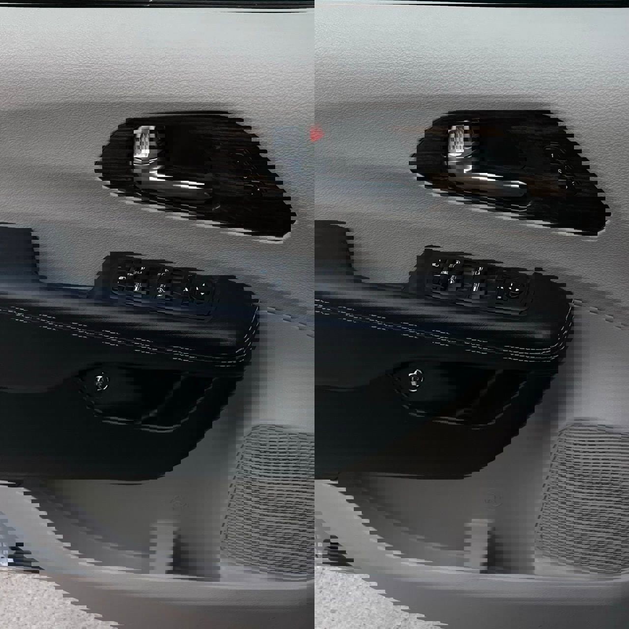 Used 2023 Chrysler Pacifica Limited image 19