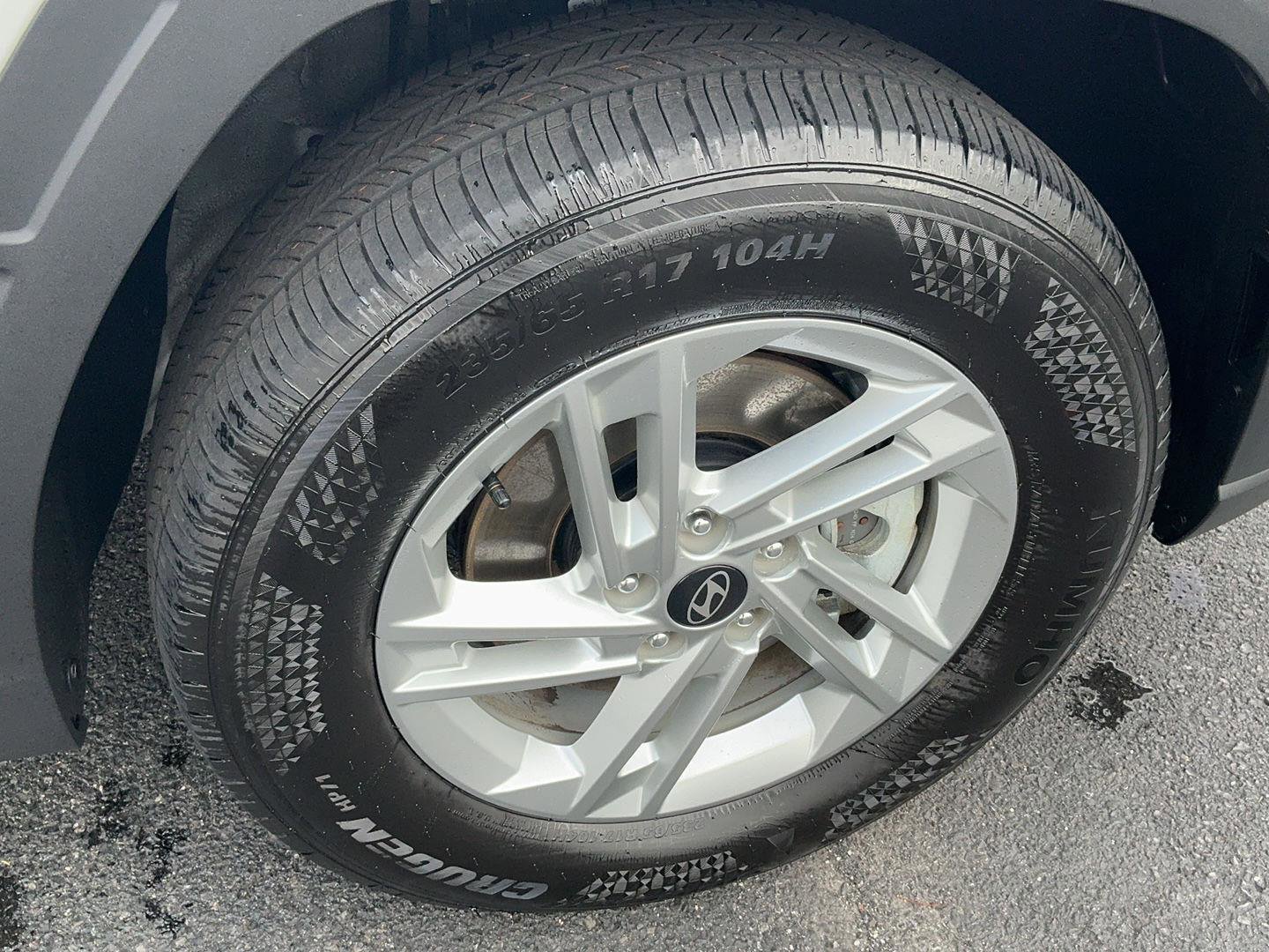 Certified 2025 Hyundai Tucson SE image 6