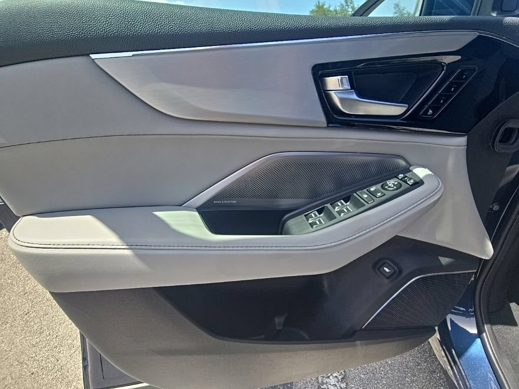New 2026 Acura MDX FWD w/ Technology Package image 12