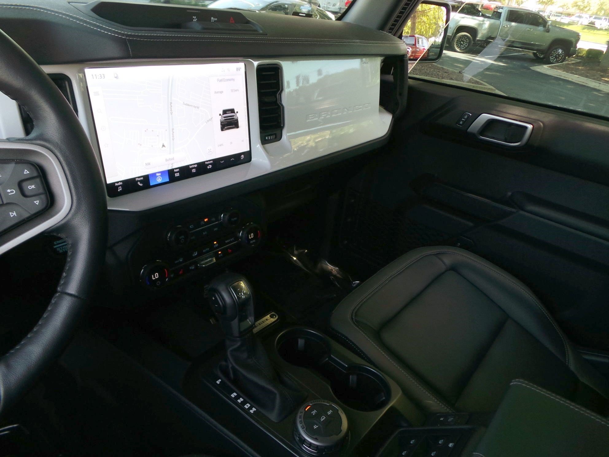 Used 2026 Ford Bronco Outer Banks AWD/4WD image 38