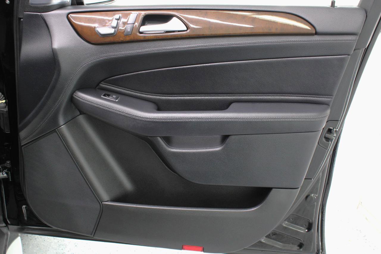 Used 2017 Mercedes-Benz GLE 400 4MATIC image 48