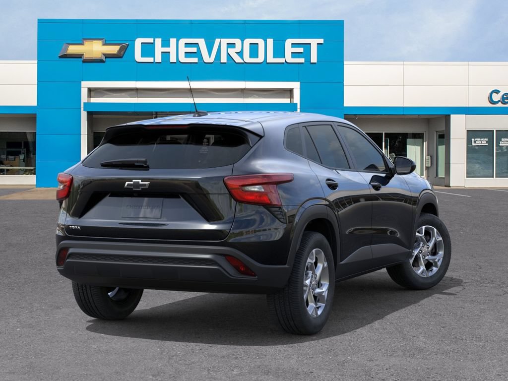 New 2026 Chevrolet Trax LS w/ LS Convenience Package FWD image 5