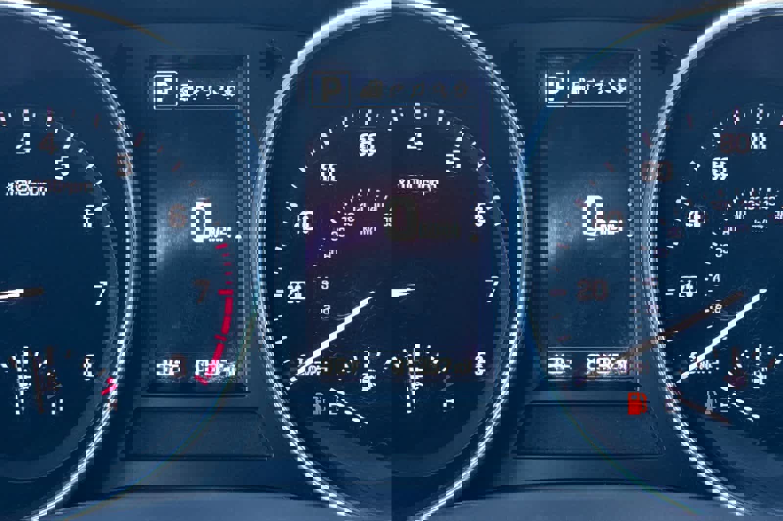 Used 2018 Hyundai Santa Fe Sport w/ Cargo Package image 25