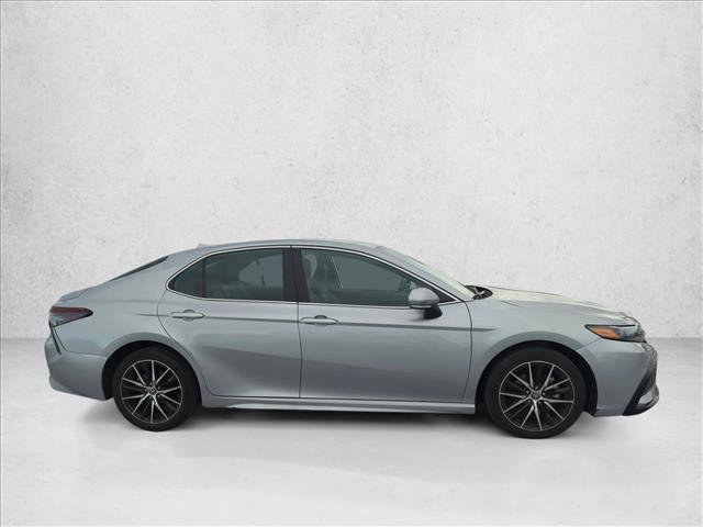 Certified 2023 Toyota Camry SE FWD image 5