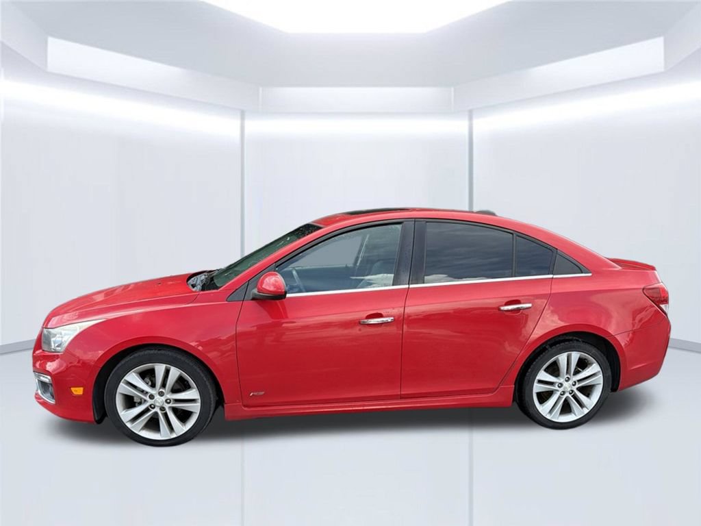 Used 2015 Chevrolet Cruze LTZ w/ Sun, Sound and Sport Package FWD image 10
