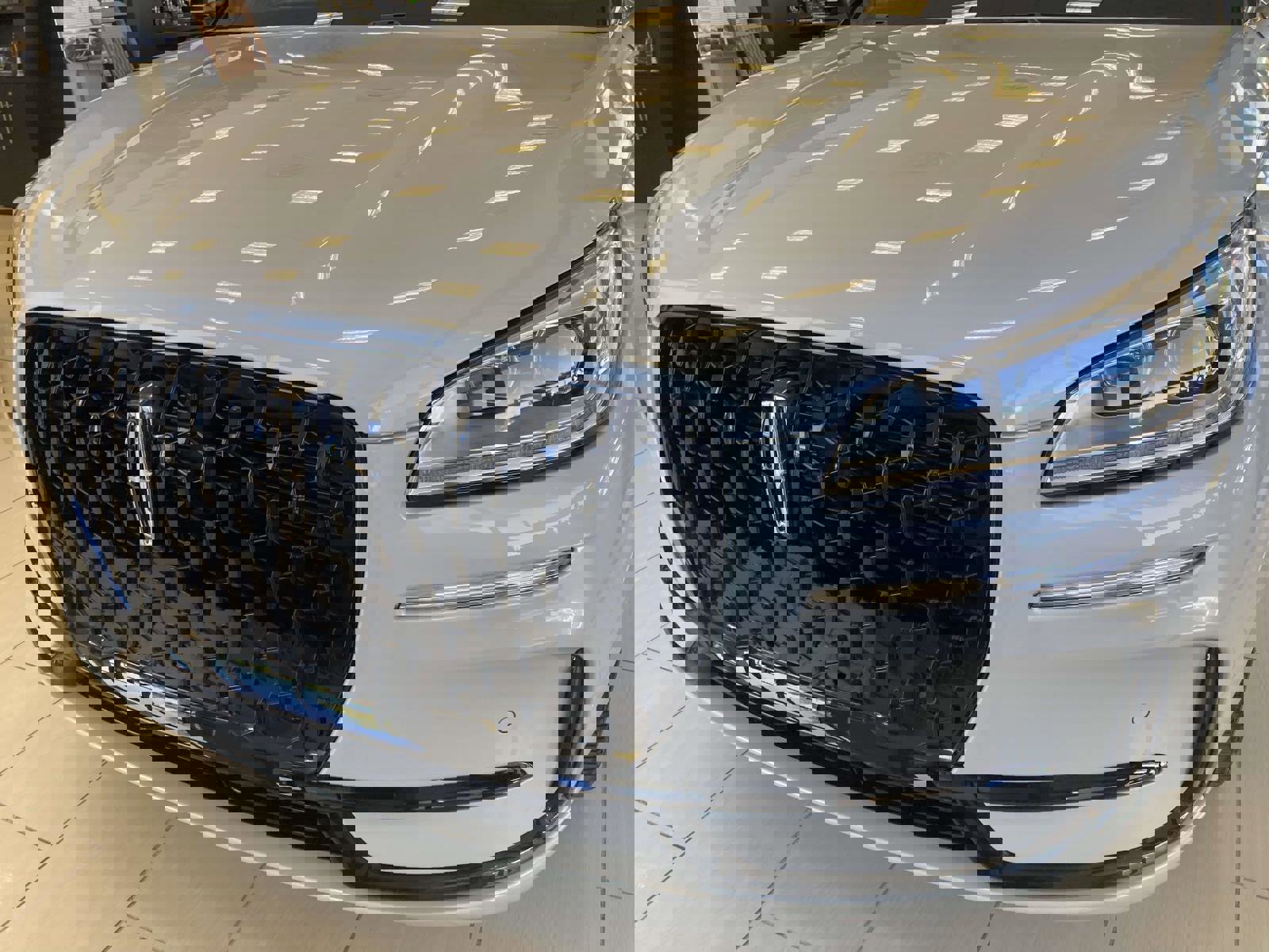 New 2026 Lincoln Corsair Reserve image 8