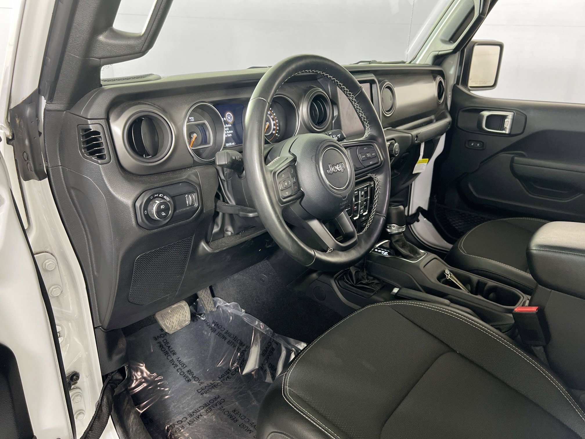 Used 2023 Jeep Gladiator Sport AWD/4WD image 9