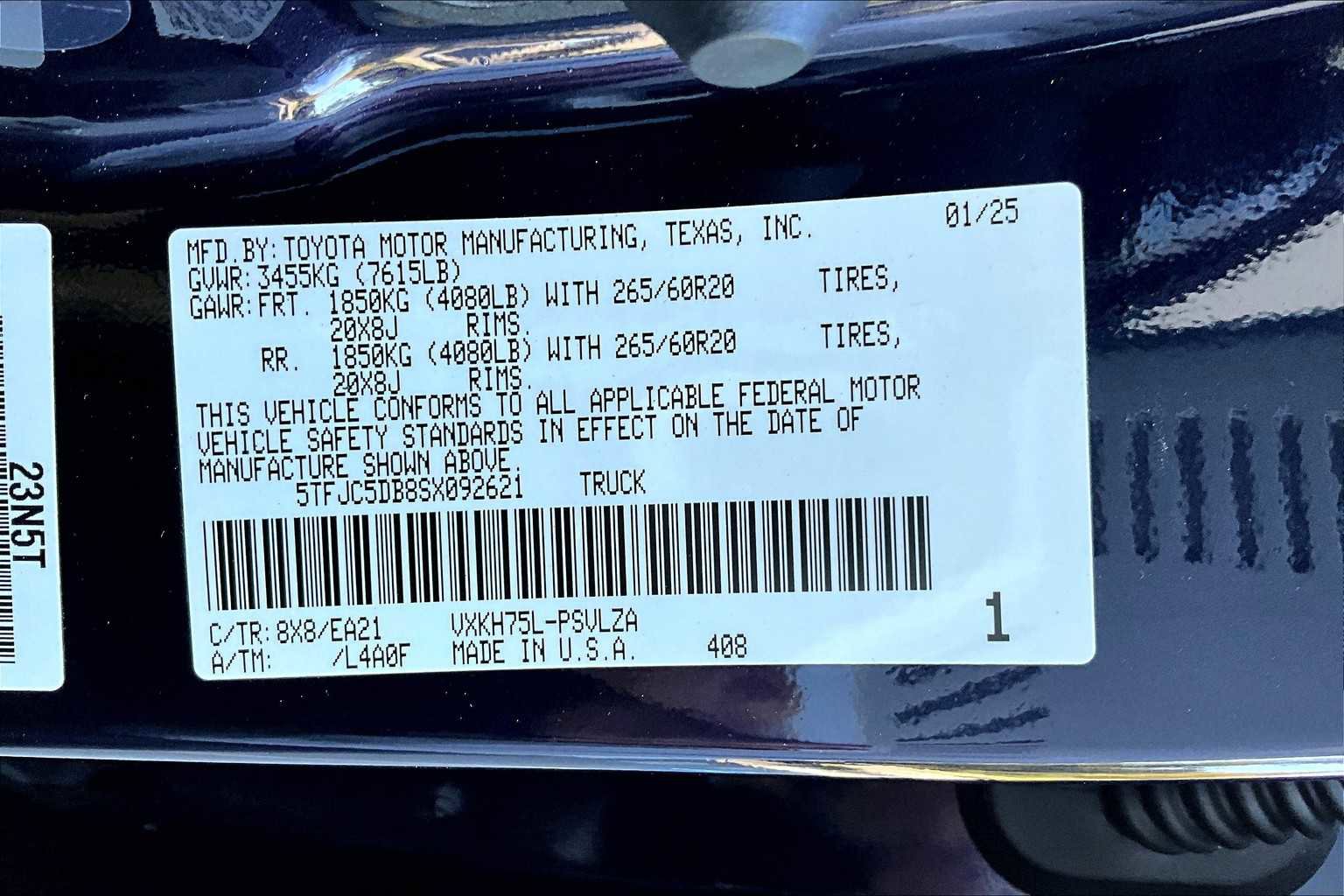 New 2025 Toyota Tundra Limited image 18