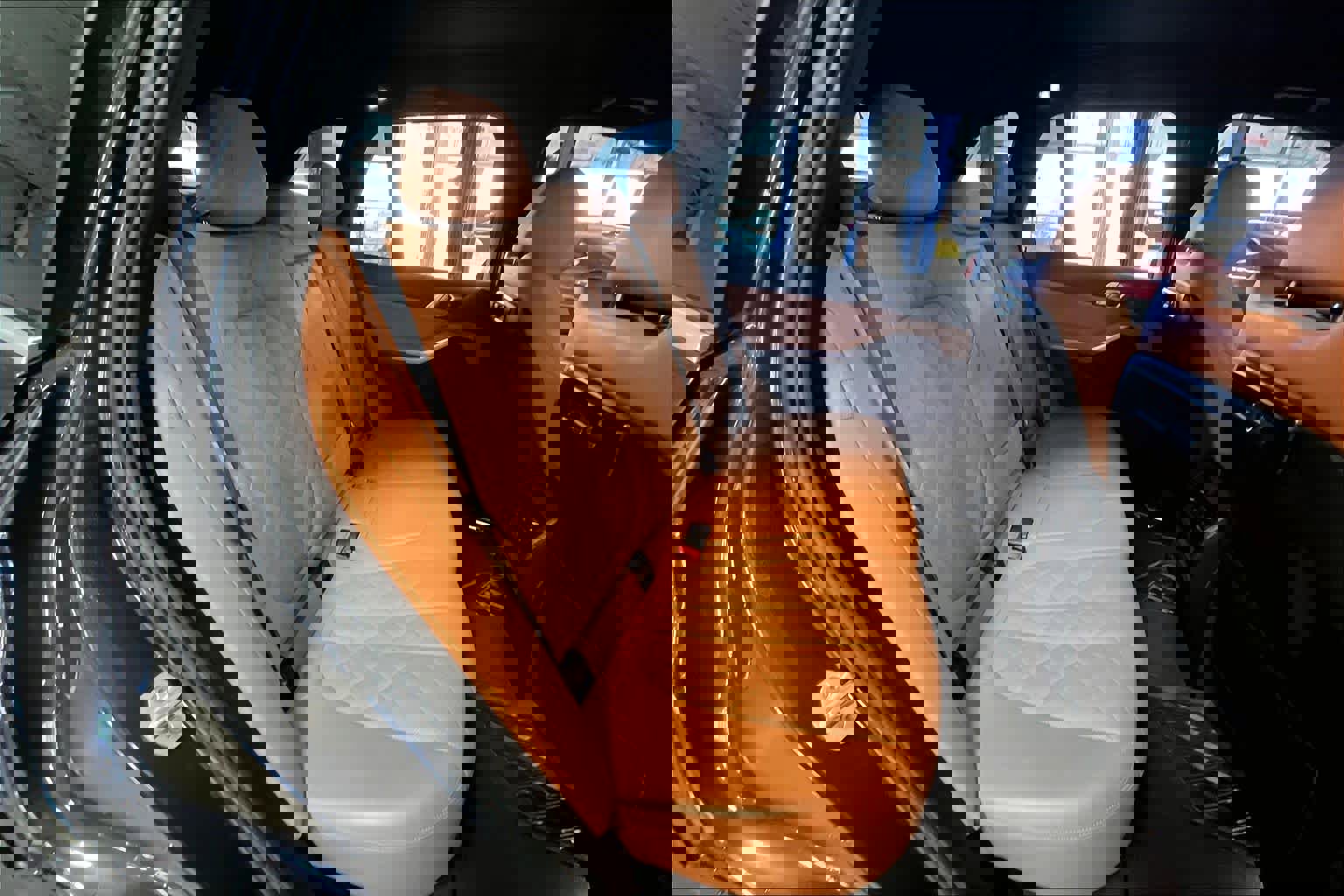 Used 2023 BMW X5 xDrive40i w/ Premium Package image 18