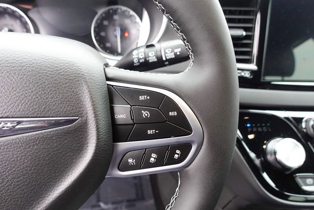 New 2026 Chrysler Voyager LX image 16